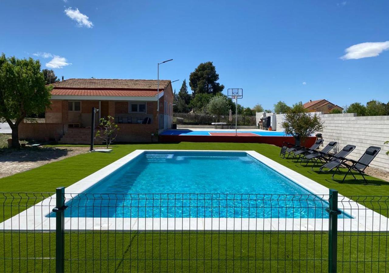 Casa Con Piscina, Villa Alarilla Fuentiduena de Tajo المظهر الخارجي الصورة